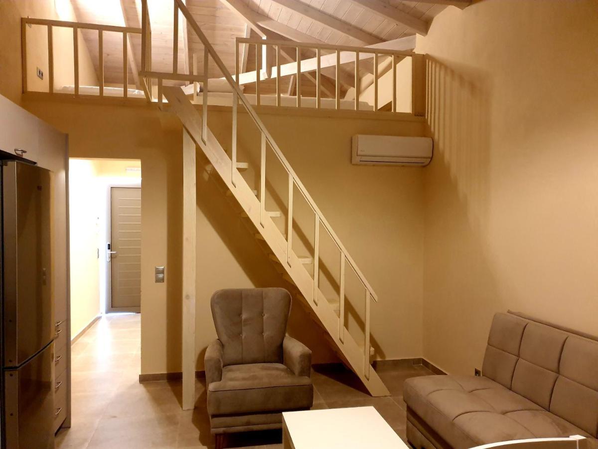 Steldi Luxury Apartments Petalídhion Eksteriør billede