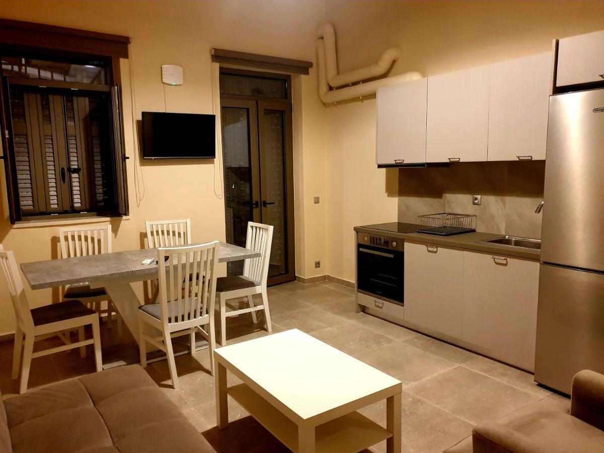 Steldi Luxury Apartments Petalídhion Eksteriør billede